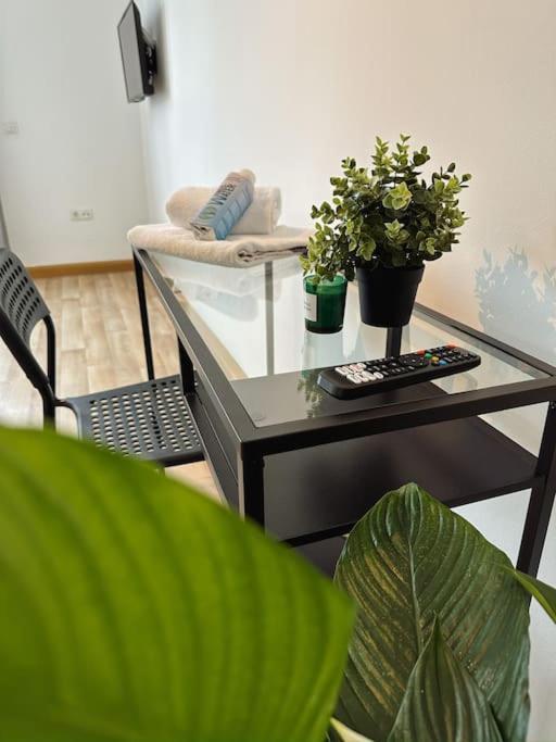 Apartment Geraeumige 3-schlafzimmer-wohnung In Koblenz Nahe Uni *